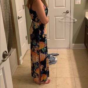 Floral maxi dress with slit and key hole back